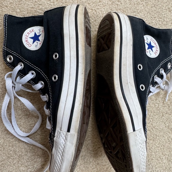 Converse Black and White High-Top Sneakers women’s 6 - Picture 3 of 8
